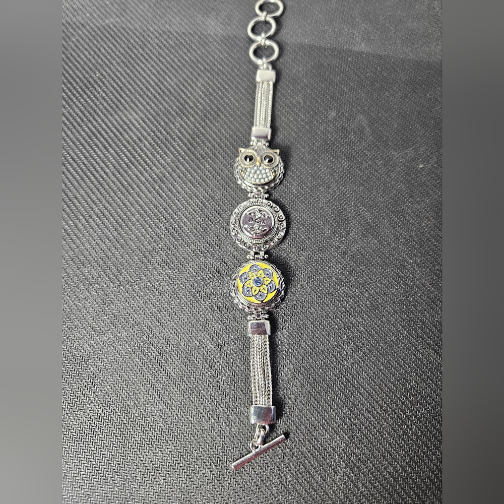 Magnolia and Vine Center Stage 3 Snap Bracelet With 3 Snaps